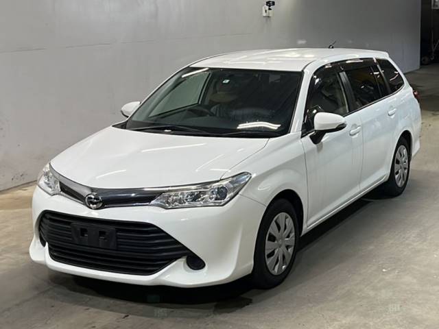 381 TOYOTA COROLLA FIELDER NRE161G 2016 г. (KCAA Fukuoka)